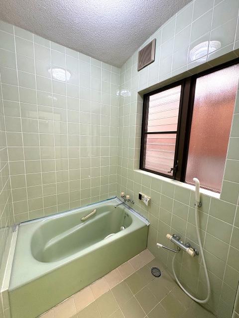 浴室  写真撮影日：2025-11-08