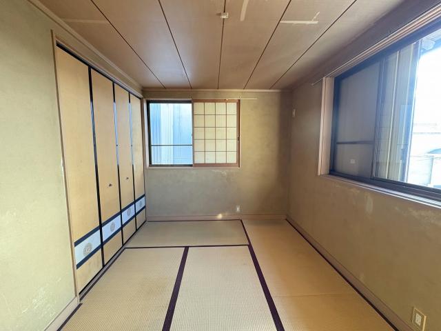 リビング以外の居室  写真撮影日：2025-11-08