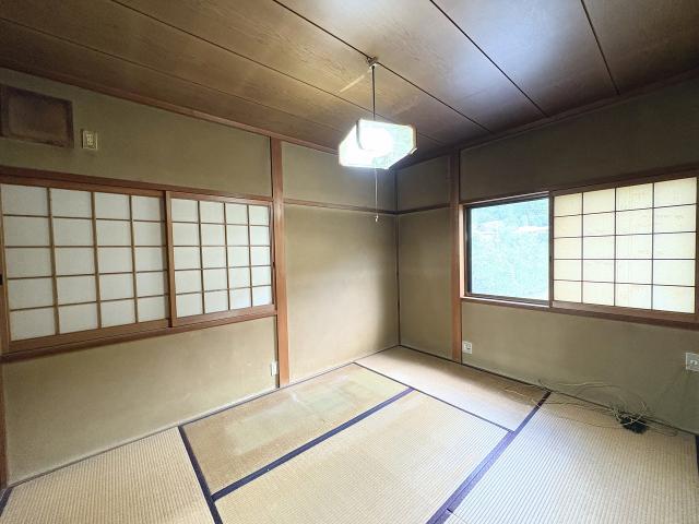 リビング以外の居室  写真撮影日：2025-11-08
