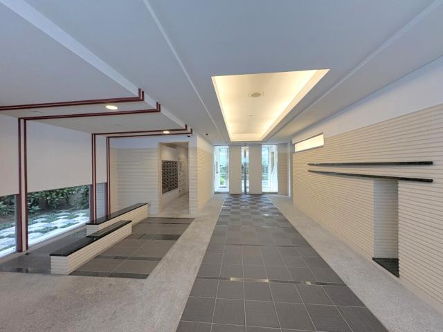 エントランス  写真撮影日：2025-11-14