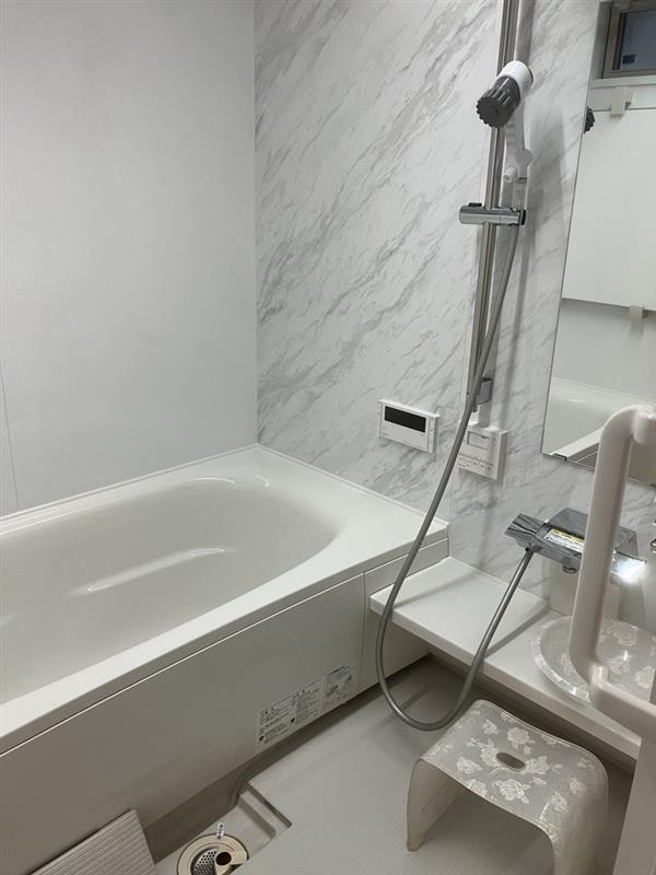 浴室 写真撮影日：10/1/25, 12:00 AM