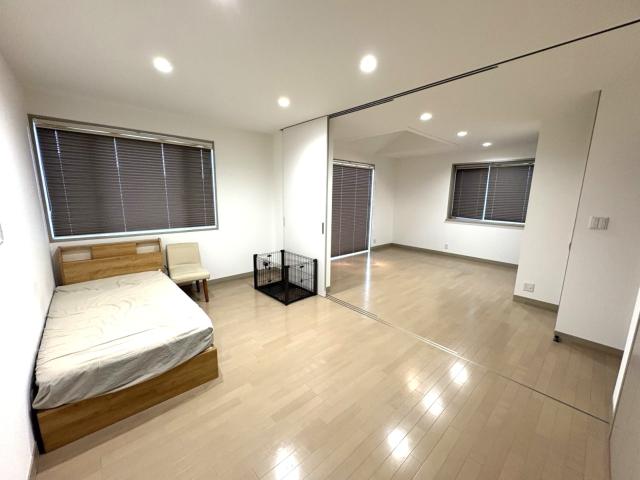 リビング以外の居室  写真撮影日：2025-12-05