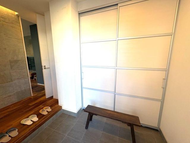 玄関  写真撮影日：2025-12-18