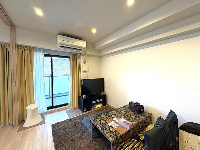 リビング  写真撮影日：2025-12-20