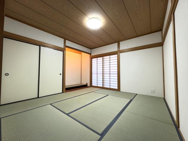 リビング以外の居室  写真撮影日：2026-01-17