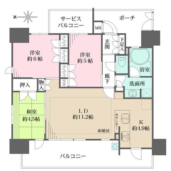 玄関先にポーチがあり、共用廊下から居住空間が見えない設計です。LD部分には床暖房が搭載されています。