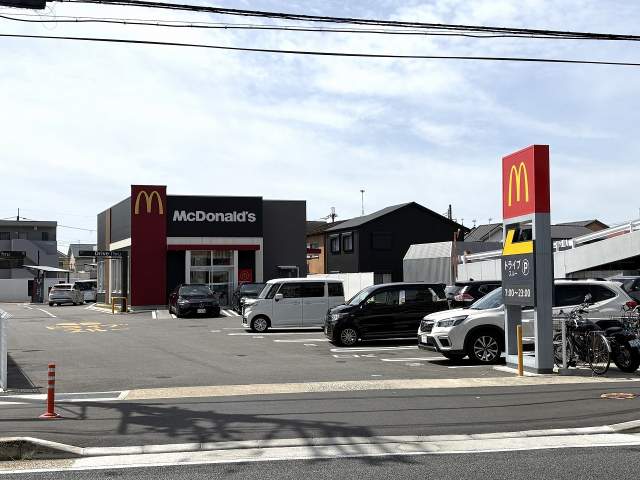 マクドナルド外環向日店 234m 写真撮影日：2026-04-18