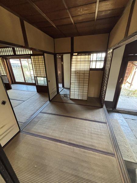１階和室約6.0帖・和室約3.0帖・玄関