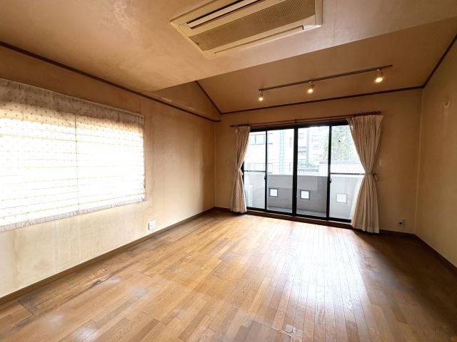 リビング  写真撮影日：2026-05-02