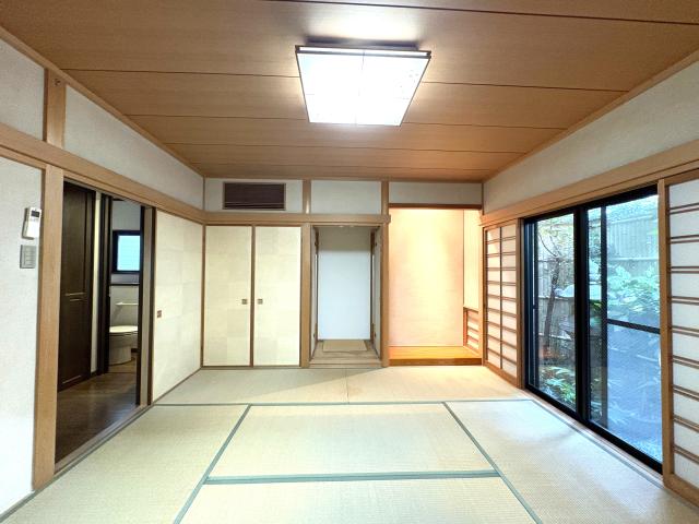 リビング以外の居室  写真撮影日：2026-05-02