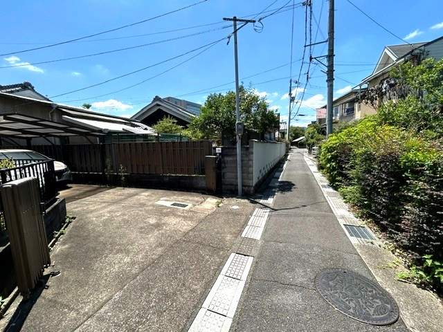 前面道路含む現地写真  写真撮影日：2026-07-10