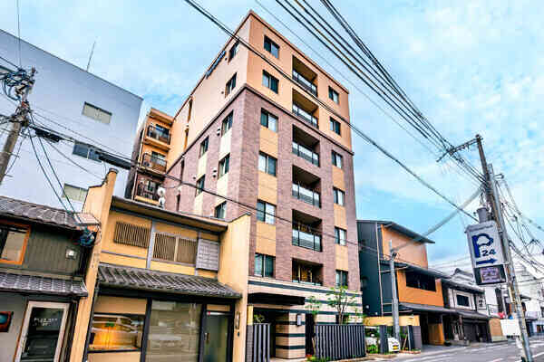 2沿線2駅利用可能。毎日の通勤・通学はもちろん、公共機関を利用してのお出かけにも便利な立地です。