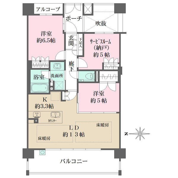明るい西向きの住戸です。開放的な対面式キッチンや約5帖のサービスルーム(納戸)が採用されています。