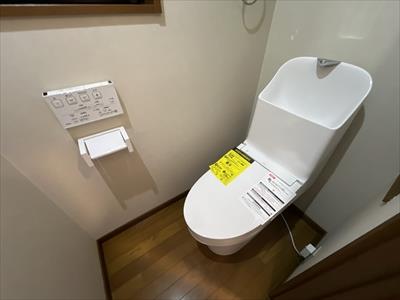 １階　トイレ
