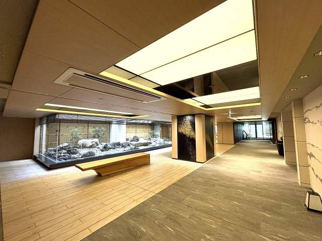 ロビー  写真撮影日：2026-10-11