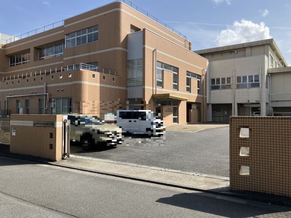 市立中部西小学校 970m 写真撮影日：2025-03-30 