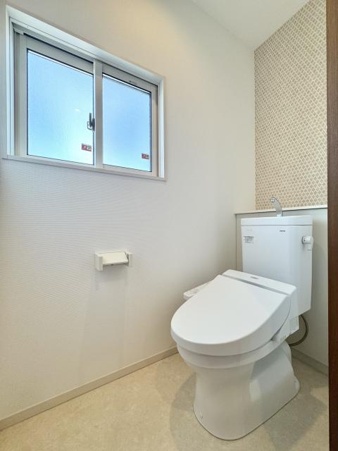 その他設備 1階トイレ  写真撮影日：2025-09-21