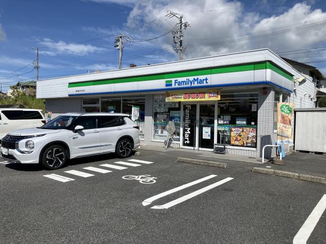 ファミリーマート桑名陽だまりの丘店 220m 写真撮影日：2025-09-21