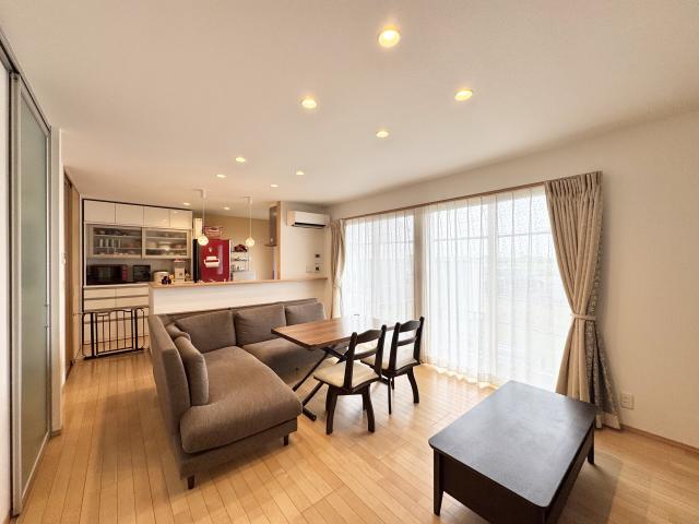 リビング  写真撮影日：2025-09-21