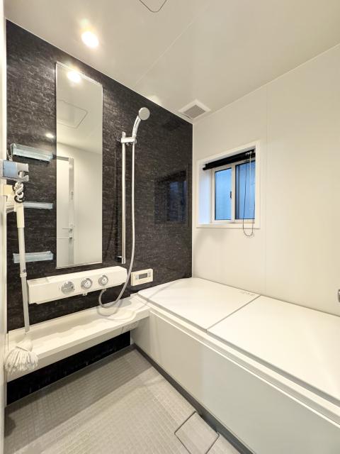 浴室  写真撮影日：2025-10-04