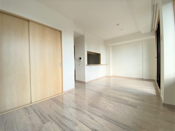 リビング  写真撮影日：2024-10-13