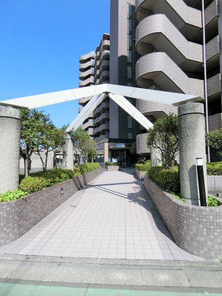 エントランス  写真撮影日：2025-05-08