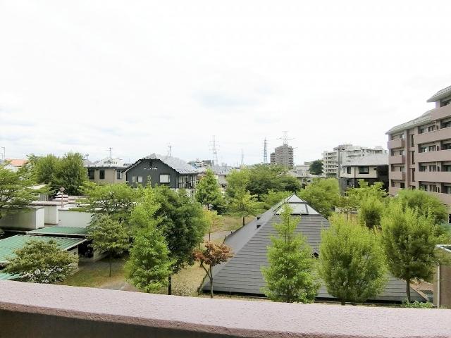 バルコニー  写真撮影日：2025-08-01