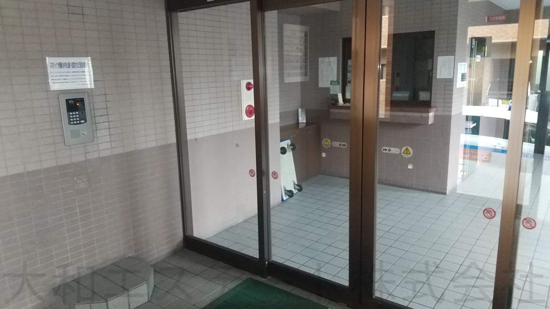 エントランス