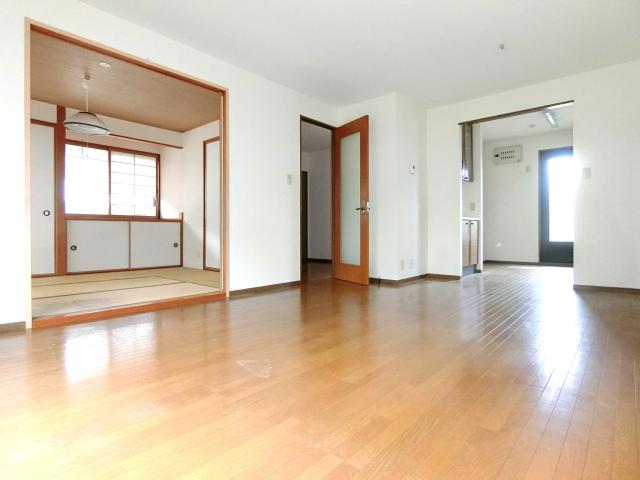 リビング  写真撮影日：2025-09-01