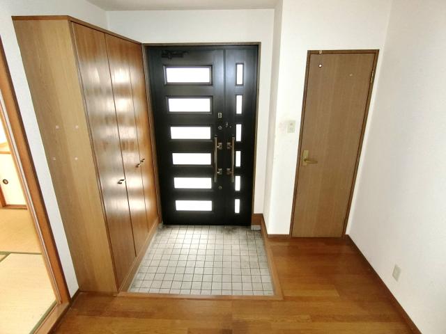 玄関  写真撮影日：2025-09-01