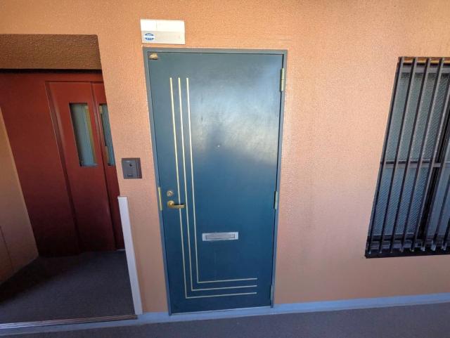 玄関  写真撮影日：2025-10-06