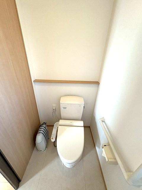 トイレ  写真撮影日：2025-10-17