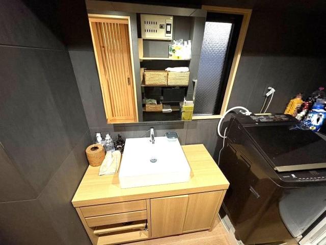 洗面台・洗面所  写真撮影日：2025-11-15