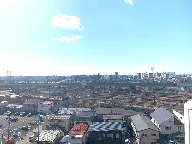 住戸からの眺望写真  写真撮影日：2025-11-15