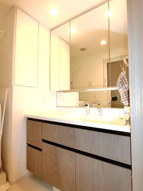 洗面台・洗面所  写真撮影日：2025-12-11