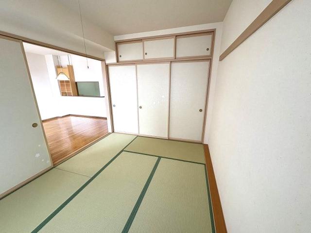 リビング以外の居室  写真撮影日：2026-03-28