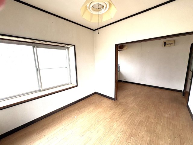 リビング以外の居室  写真撮影日：2026-05-07