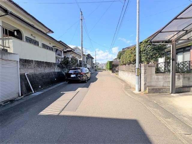 前面道路含む現地写真  写真撮影日：2026-10-01