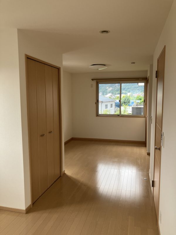 洋室 写真撮影日：6/4/26, 12:00 AM