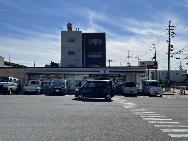 セブンイレブン奈良八軒町店 250m 写真撮影日：2024-11-07 