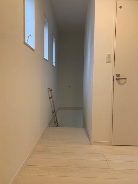 その他設備 階段  写真撮影日：2025-01-18