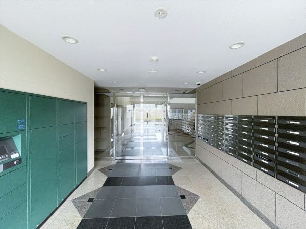エントランス  写真撮影日：2025-03-02