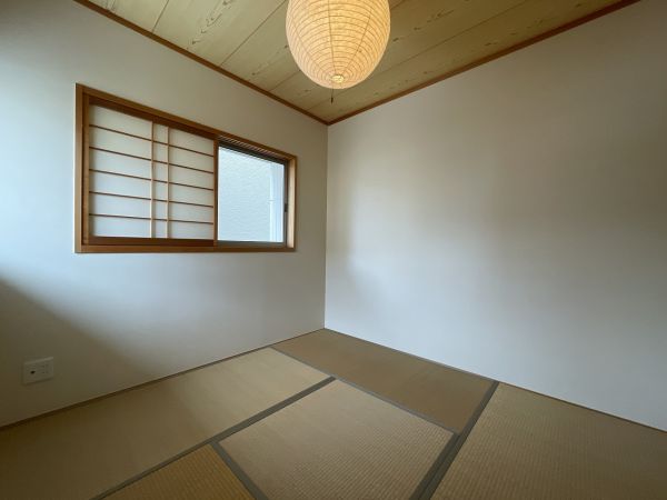 リビング以外の居室  写真撮影日：2025-04-05