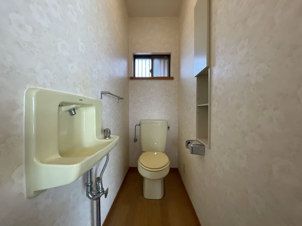 トイレ  写真撮影日：2025-04-05