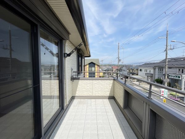 バルコニー  写真撮影日：2025-04-27