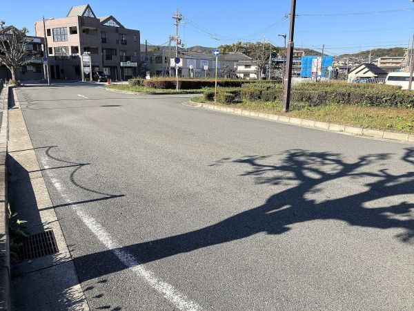 近鉄二上駅ロータリー 1390m 写真撮影日：2025-04-25 