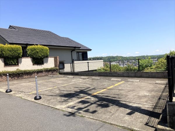 駐車場  写真撮影日：2025-05-08