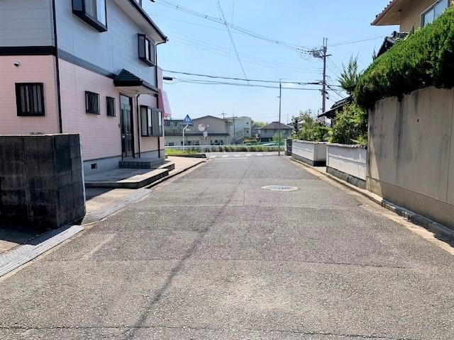 前面道路含む現地写真  写真撮影日：2025-06-07
