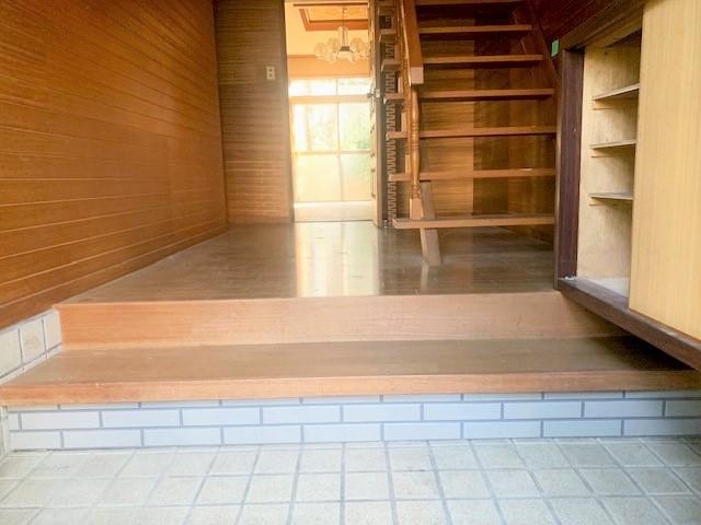 玄関  写真撮影日：2025-03-22