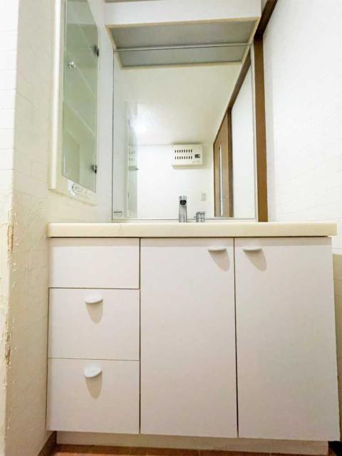 その他設備 洗面化粧台  写真撮影日：2025-07-19